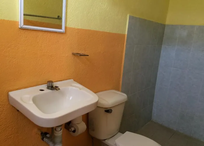 Amueblados Salinas Hotel Zihuatanejo